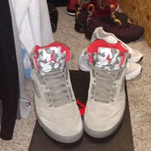 Jordan Retro 5 Grey Camo . New with box